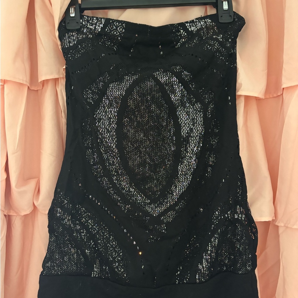 Forever 21 Black and Silver Lace Tank Top